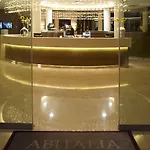 Tower Plaza Hotel 5*