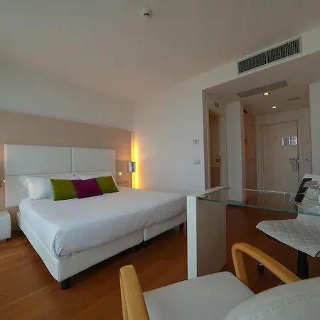 Tower Plaza 5* Pisa