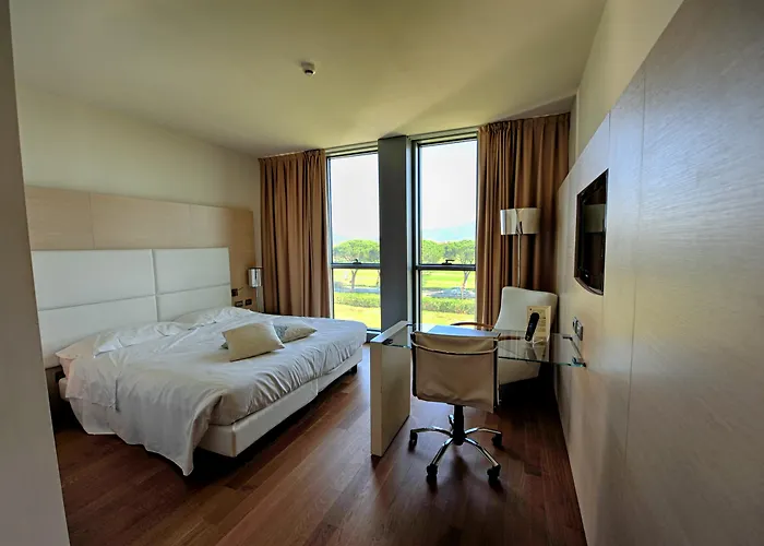 Hotel Tower Plaza 5*