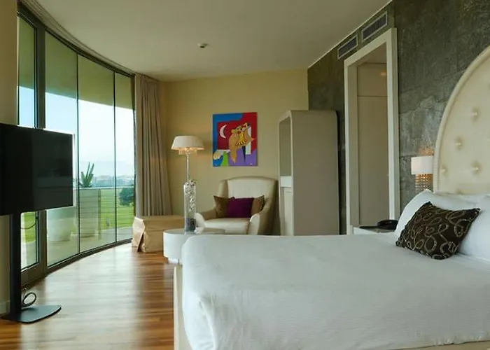 Tower Plaza Hotel 5*