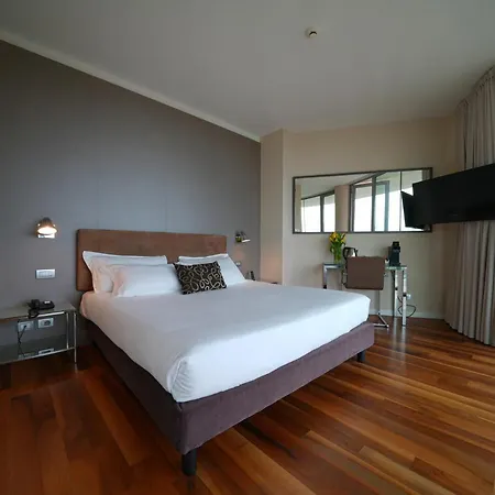 Tower Plaza Hotel